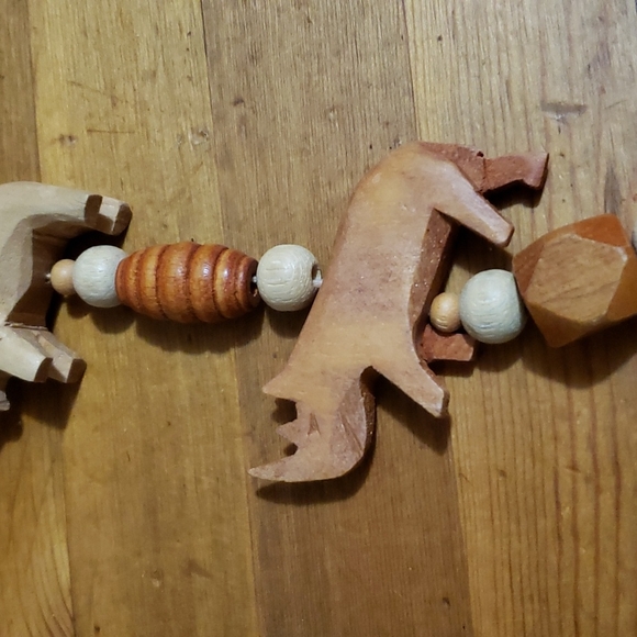 Wood Handmade Hand Carved Solid Wood 28" Gorgeous Elephant 🐘 Rhino Giraffe 🦒 - Picture 3 of 5